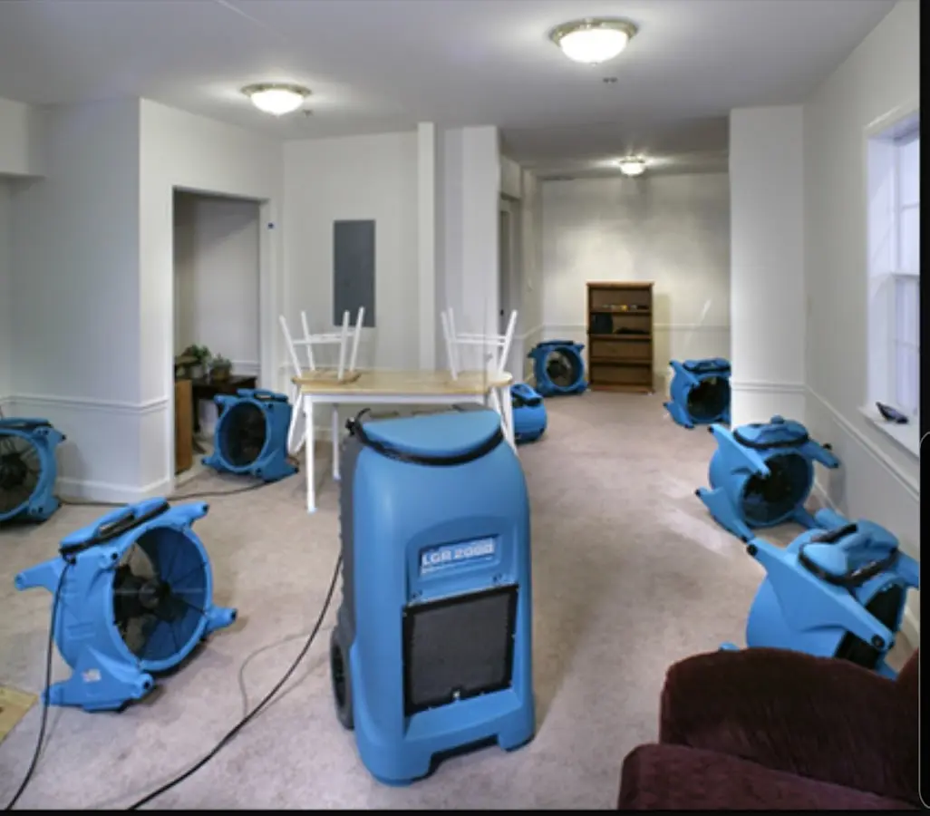 Air movers and dehumidifier setup for Water Extraction & Removal in Middleburg Heights